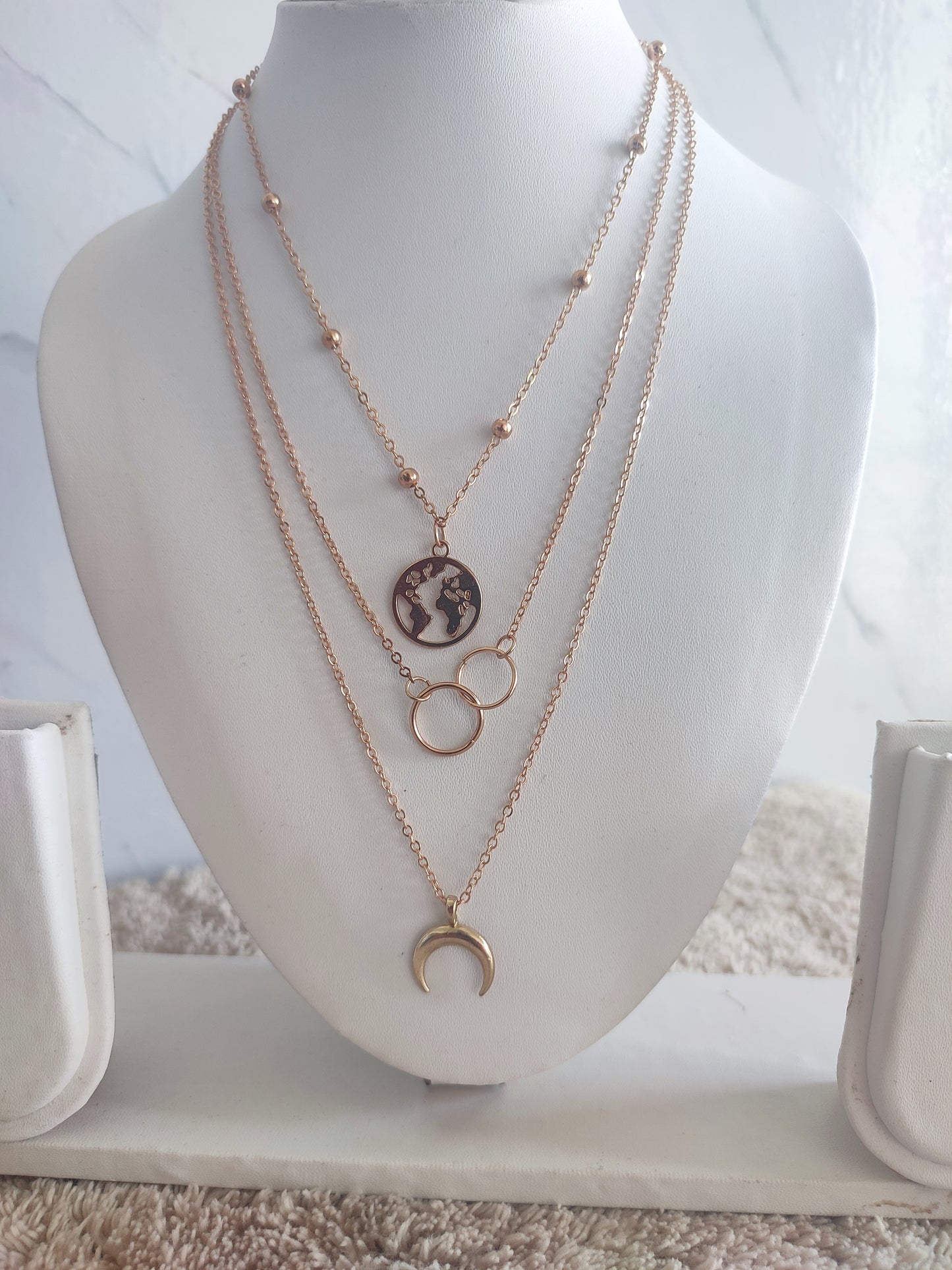 Golden Moon and World Map Pendant | Retro Multi-layered Charm Necklace | World Map Necklace | Multilayer-Necklace