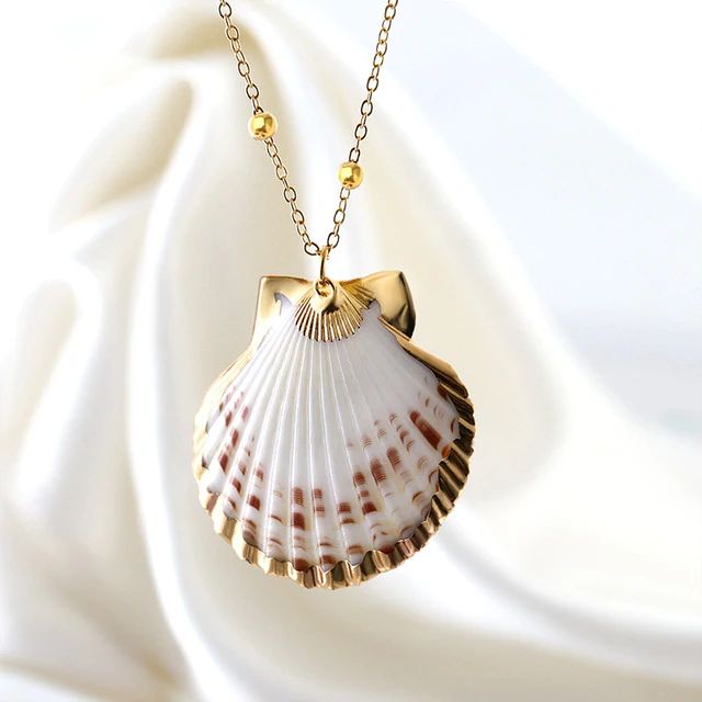 Beach Conch Shell Women's Pendant Necklace | Beach Vacation Jewellery