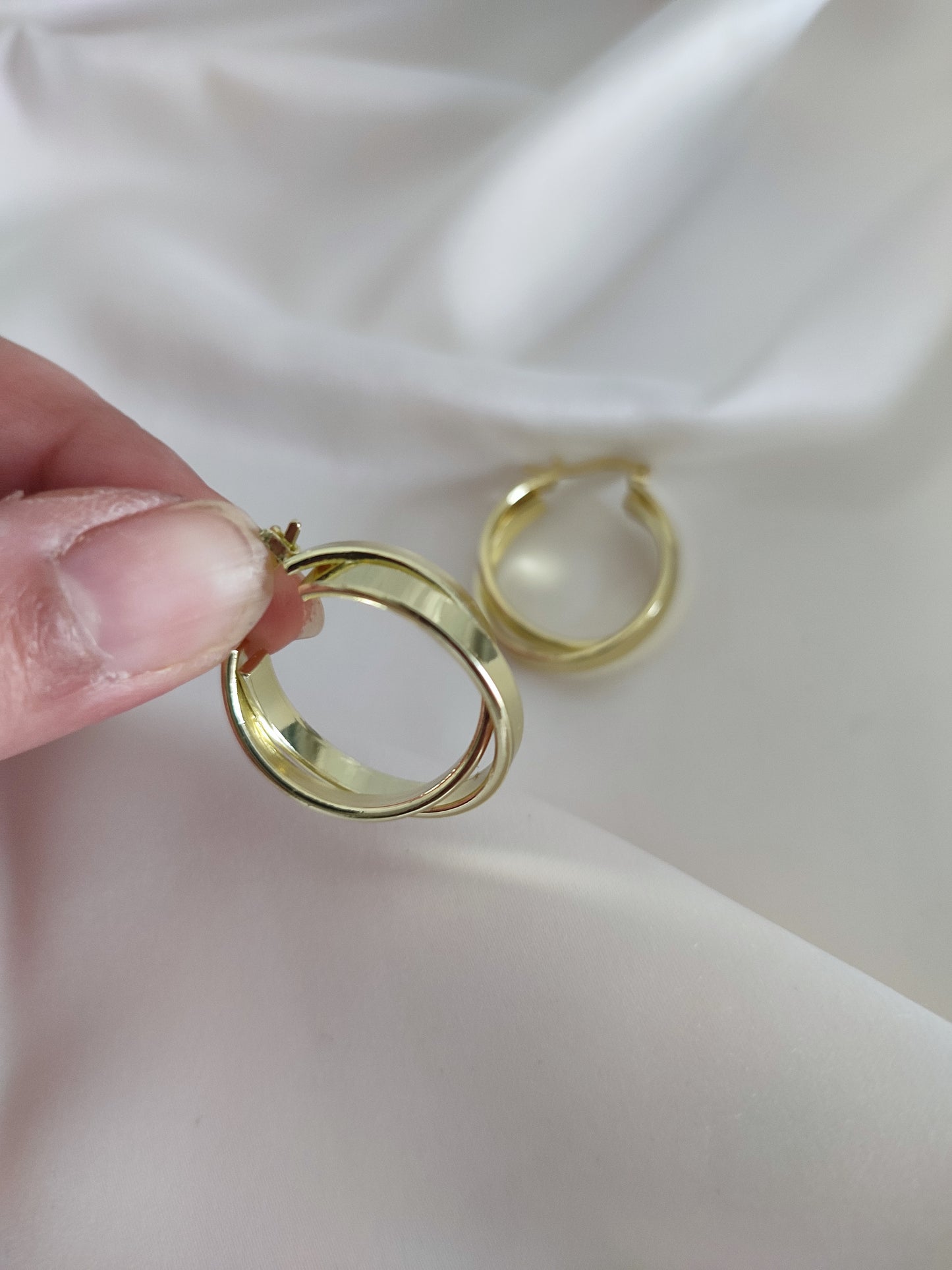 Twisted Hoops | European and American Retro Golden Hoop Earrings