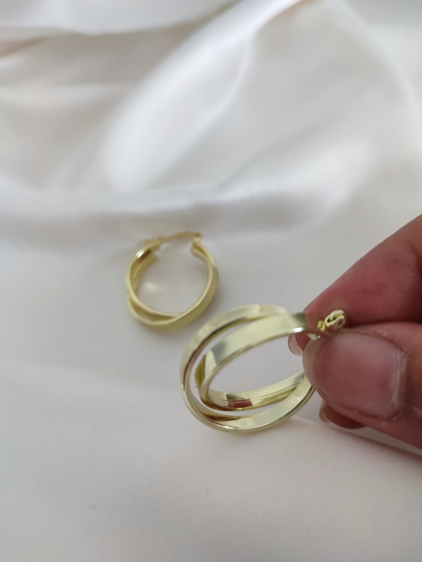 Twisted Hoops | European and American Retro Golden Hoop Earrings