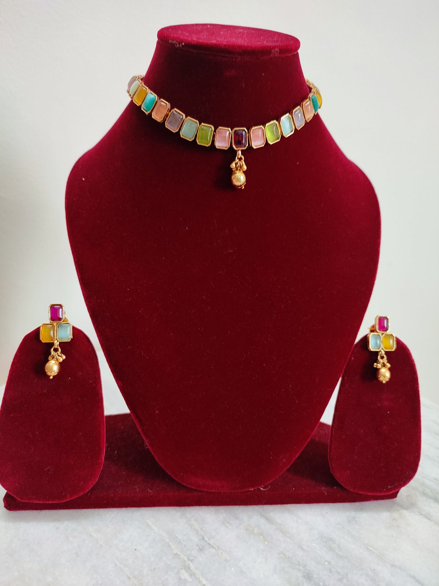 Multicolour Golden Antique Rajwadi Necklace