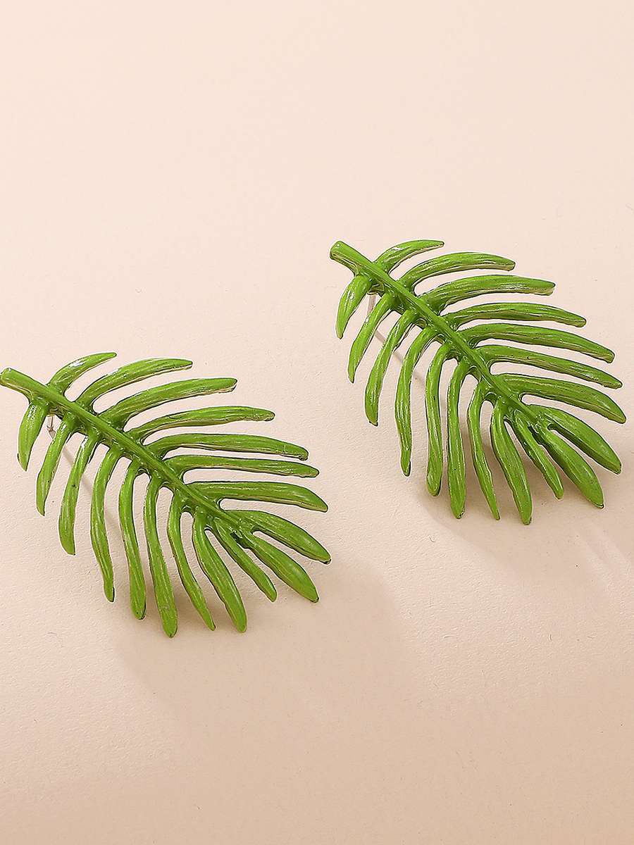 Leaf Earrings | Green Leaf Earrings | Gold Pleated Leaf Earrings