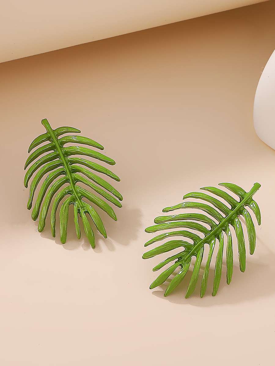 Leaf Earrings | Green Leaf Earrings | Gold Pleated Leaf Earrings
