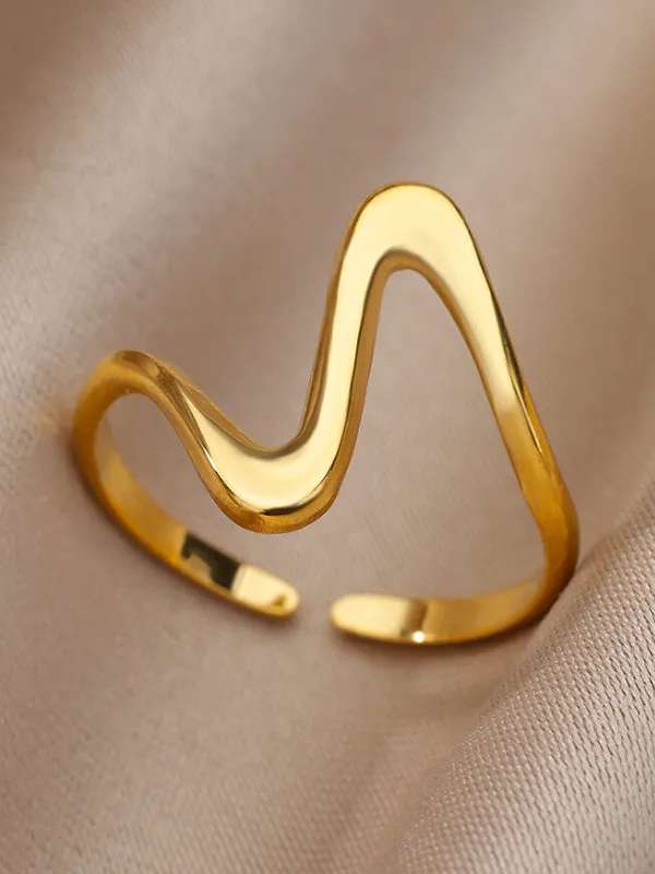 Anti-Tarnish Waves Titanium Steel Plating 18K Gold Plated Open Ring