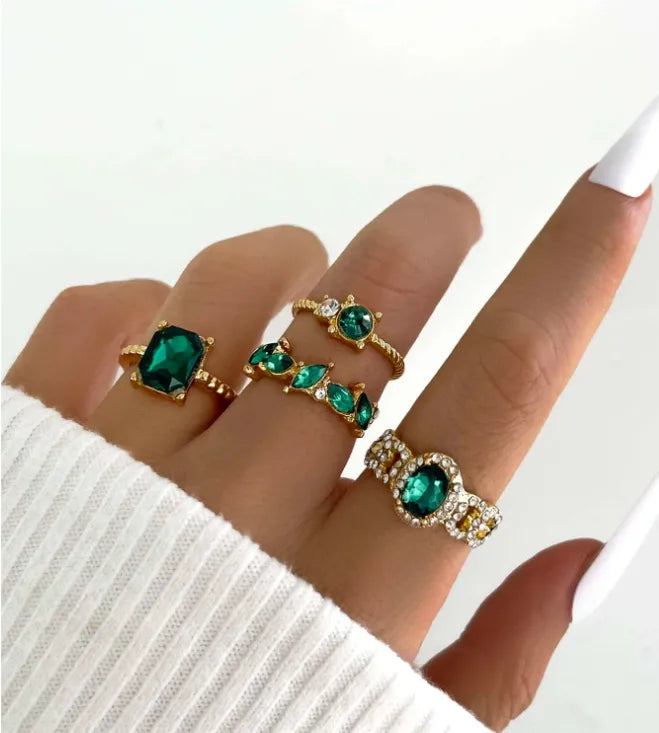 4 PCS Emerald Rings for Women | Vintage Emerald Crystal Finger Ring Joint Knuckle Rings Set | Green Gemstone Ring Set | Emerald Stackable Rings
