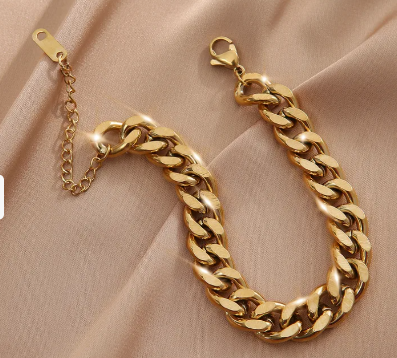 Anti-Tarnish Ultra Bold Chunky Gold Bracelet | Golden Bracelet | Statement Jewellery | Chunky Chain Bracelet