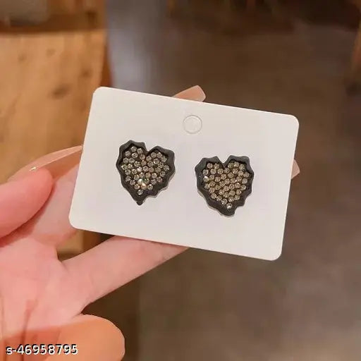 Black Heart Zirconia Earrings