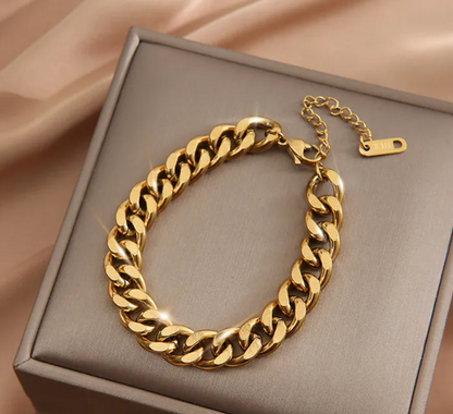 Anti-Tarnish Ultra Bold Chunky Gold Bracelet | Golden Bracelet | Statement Jewellery | Chunky Chain Bracelet