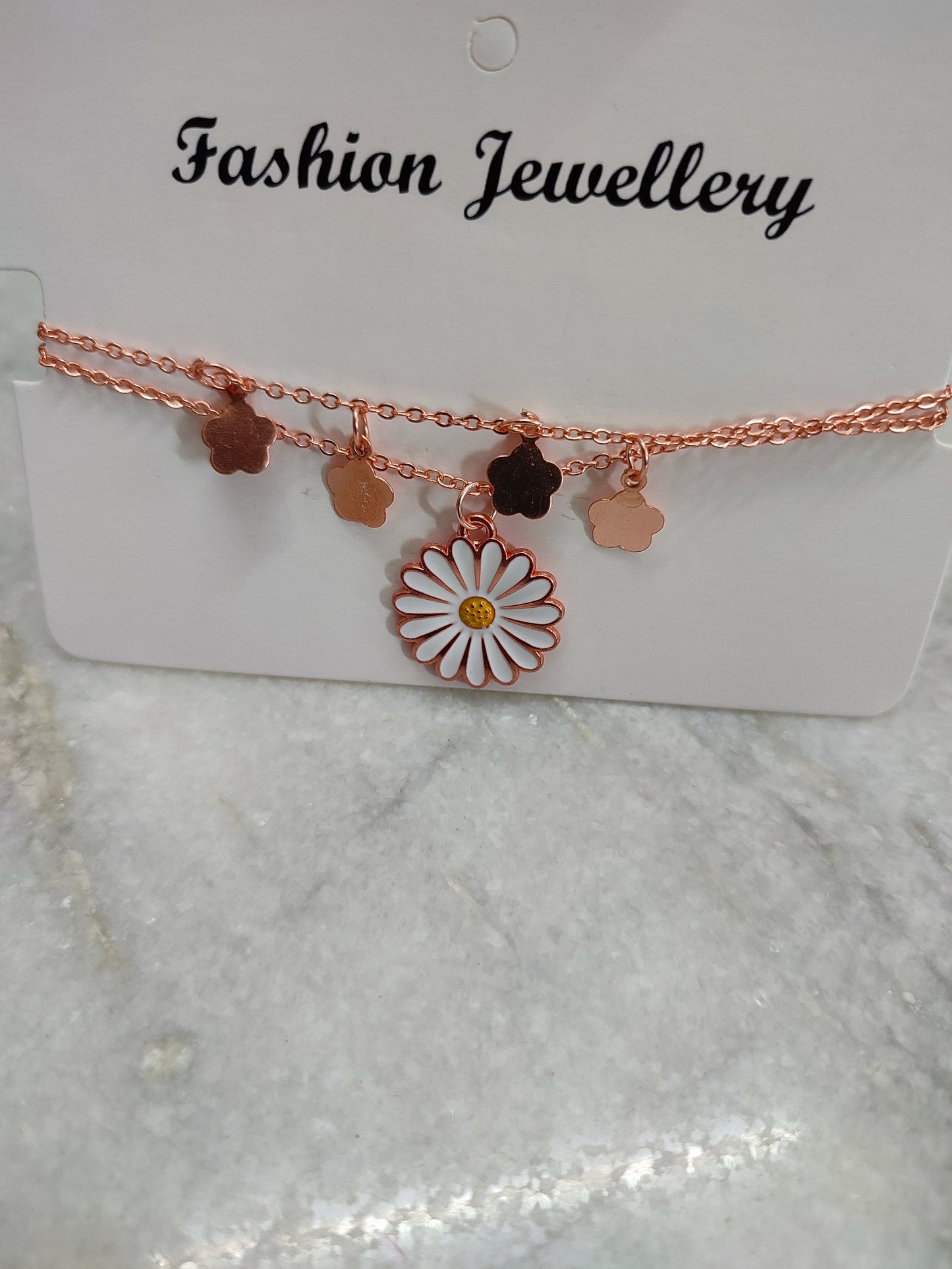 Daisy Flower & Star Bracelet | Minimal Bracelet | Gift for Her