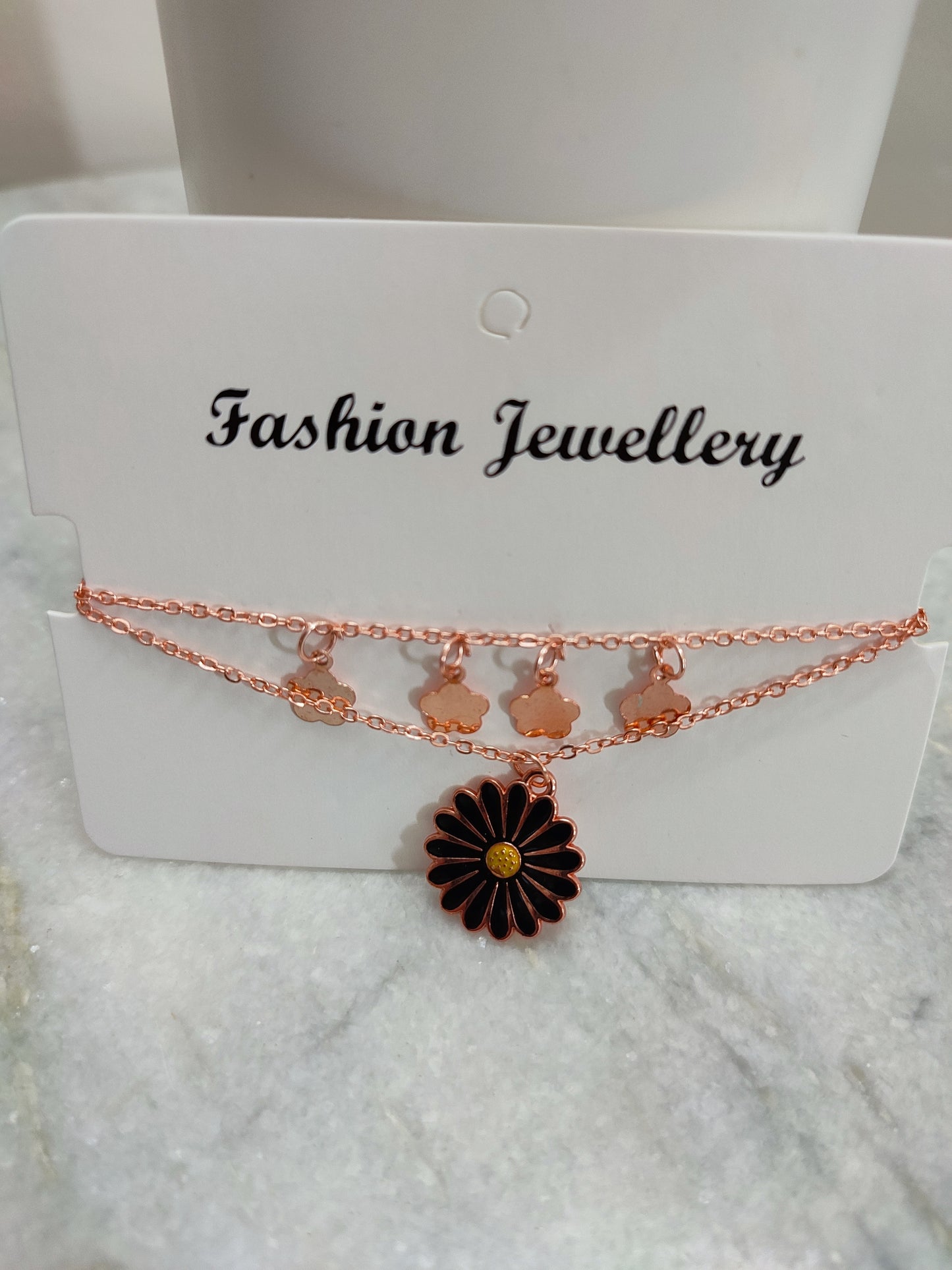 Daisy Flower & Star Bracelet | Minimal Bracelet | Gift for Her